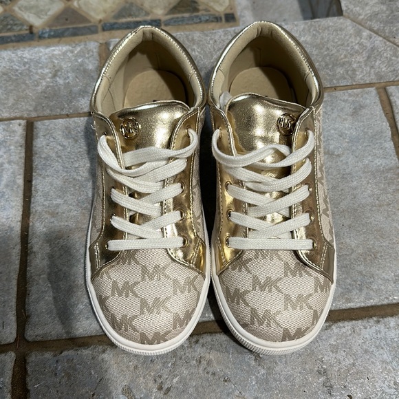 Michael Kors Shoes - Micheal kors tennis shoes